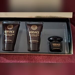Versace Crystal Noir - Shower Gel, Lotion & Eau De Toilette